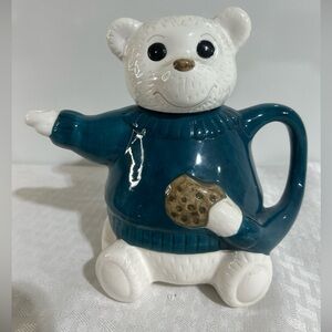 VINTAGE Asia Master Ceramic Teddy POLAR Bear Tea Pot 8" 2 PIECE. ADULT OWNED.